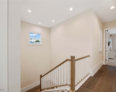 9171 Mercato Lane - Photo Thumbnail 20