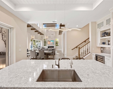 9171 Mercato Lane - Photo Thumbnail 10