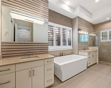 9171 Mercato Lane - Photo Thumbnail 15