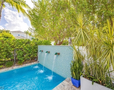 9171 Mercato Lane - Photo Thumbnail 32