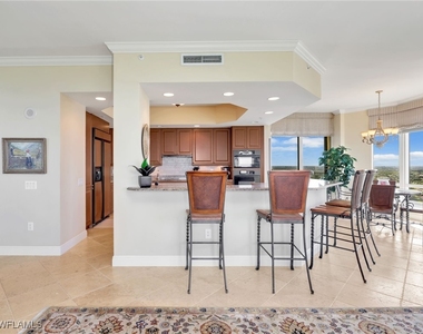 23750 Via Trevi Way - Photo Thumbnail 17