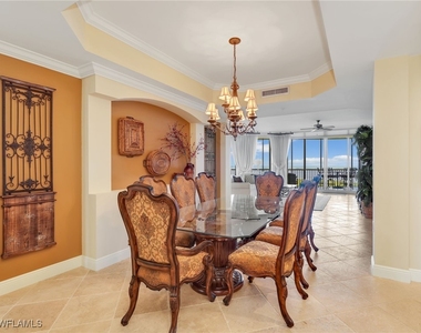 23750 Via Trevi Way - Photo Thumbnail 10