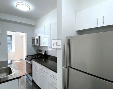 East 57th Street - Photo Thumbnail 1