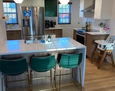 8 Clinton Avenue - Photo Thumbnail 8