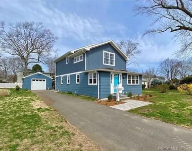 8 Clinton Avenue - Photo Thumbnail 22
