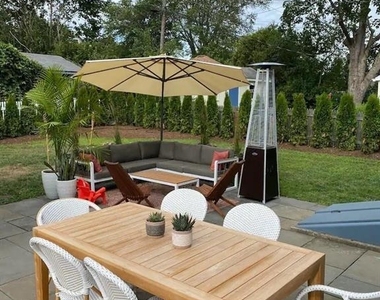 8 Clinton Avenue - Photo Thumbnail 1