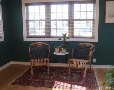 8 Clinton Avenue - Photo Thumbnail 12