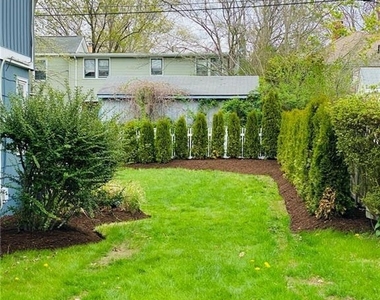 8 Clinton Avenue - Photo Thumbnail 20
