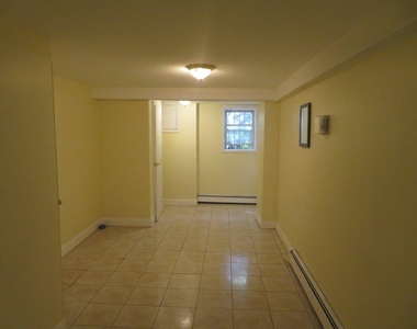 East 55th Street - Photo Thumbnail 13
