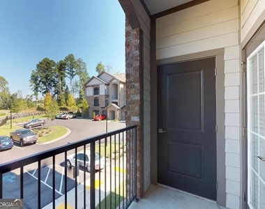 2080 One White Oak Lane - Photo Thumbnail 9