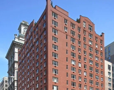 95 Worth Street - Photo Thumbnail 1