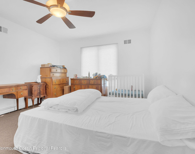 45 Roslyn Court - Photo Thumbnail 20