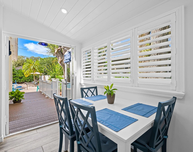 1300 Sw 17th Street - Photo Thumbnail 8