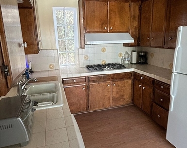 813 Muskingum Avenue - Photo Thumbnail 16