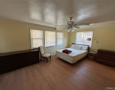 813 Muskingum Avenue - Photo Thumbnail 6
