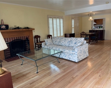 813 Muskingum Avenue - Photo Thumbnail 3