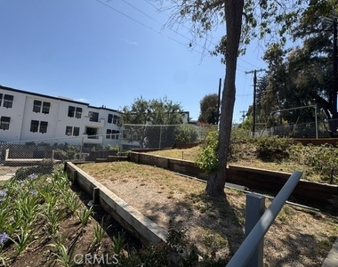 813 Muskingum Avenue - Photo Thumbnail 33