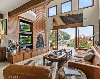 345 Emerald Bay - Photo Thumbnail 7