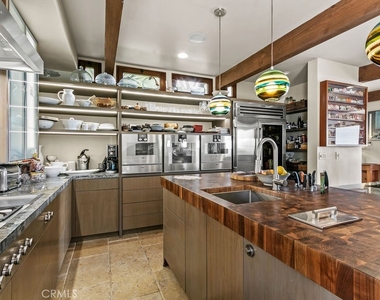 345 Emerald Bay - Photo Thumbnail 9