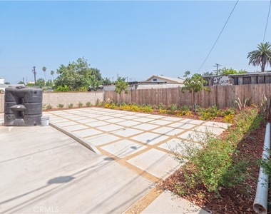 2341 Sheridan Street - Photo Thumbnail 17