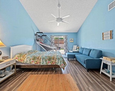 76550 New York Avenue - Photo Thumbnail 19
