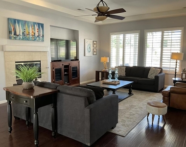 43541 Parkway Esplanade E - Photo Thumbnail 2