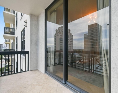 701 S Olive Avenue - Photo Thumbnail 35