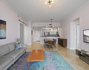 701 S Olive Avenue - Photo Thumbnail 10