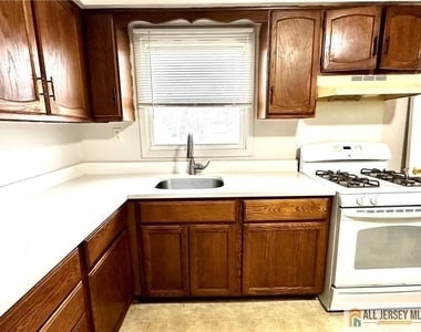 909 Hermann Road - Photo Thumbnail 1