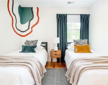 715 Hobart Avenue Se - Photo Thumbnail 23