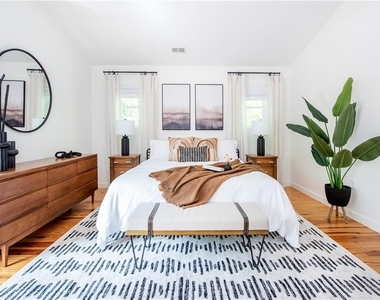 715 Hobart Avenue Se - Photo Thumbnail 29
