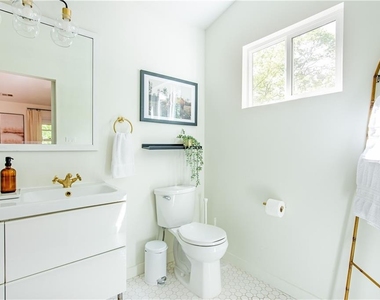 715 Hobart Avenue Se - Photo Thumbnail 35