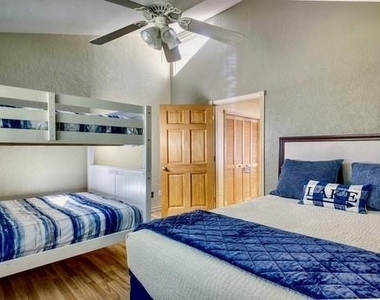 11359 Twain Drive - Photo Thumbnail 18