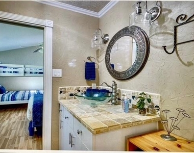 11359 Twain Drive - Photo Thumbnail 20