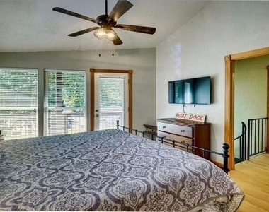 11359 Twain Drive - Photo Thumbnail 15
