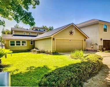 11359 Twain Drive - Photo Thumbnail 3