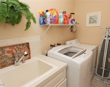 6810 Sand Pointe Circle - Photo Thumbnail 16