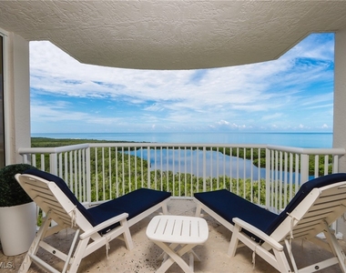 6849 Grenadier Boulevard - Photo Thumbnail 17