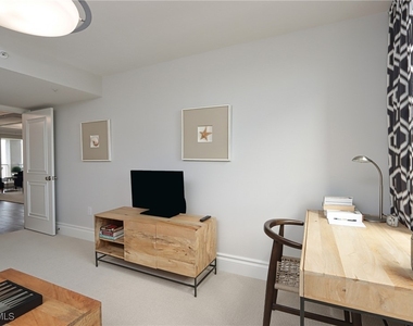 6849 Grenadier Boulevard - Photo Thumbnail 14