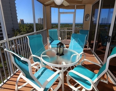 5550 Heron Point Drive - Photo Thumbnail 13