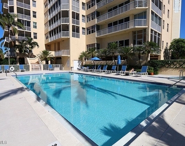 5550 Heron Point Drive - Photo Thumbnail 15