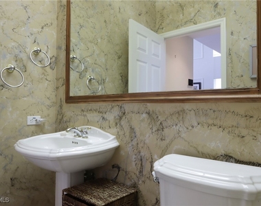 5901 Ashford Lane - Photo Thumbnail 21