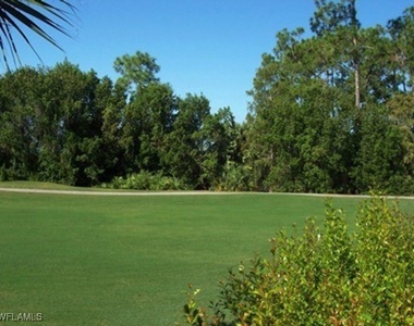 5815 Persimmon Way - Photo Thumbnail 20