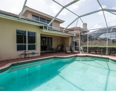 5815 Persimmon Way - Photo Thumbnail 23