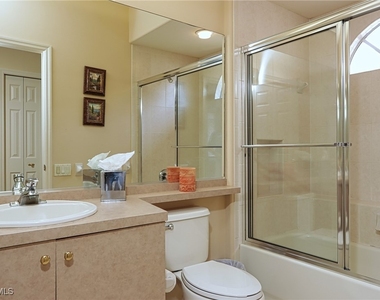 5815 Persimmon Way - Photo Thumbnail 15