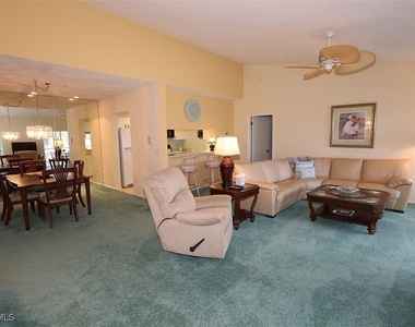 784 Willowbrook Drive - Photo Thumbnail 8