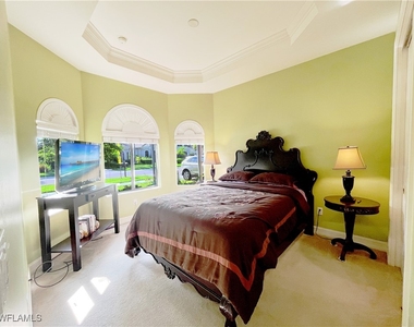 1366 Serrano Circle - Photo Thumbnail 17