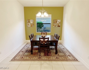1366 Serrano Circle - Photo Thumbnail 12
