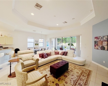 1366 Serrano Circle - Photo Thumbnail 8