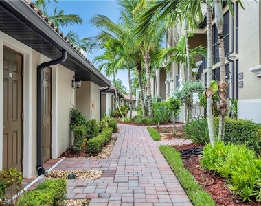 28042 Bridgetown Court - Photo Thumbnail 8